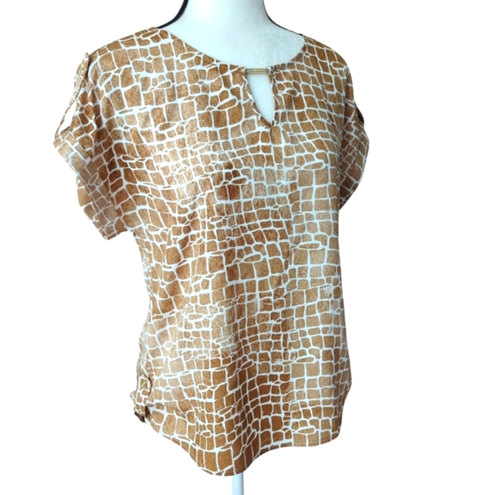 Calvin Klein Giraffe Print Keyhole Tab Short Sleeve Blouse LARGE Tan White